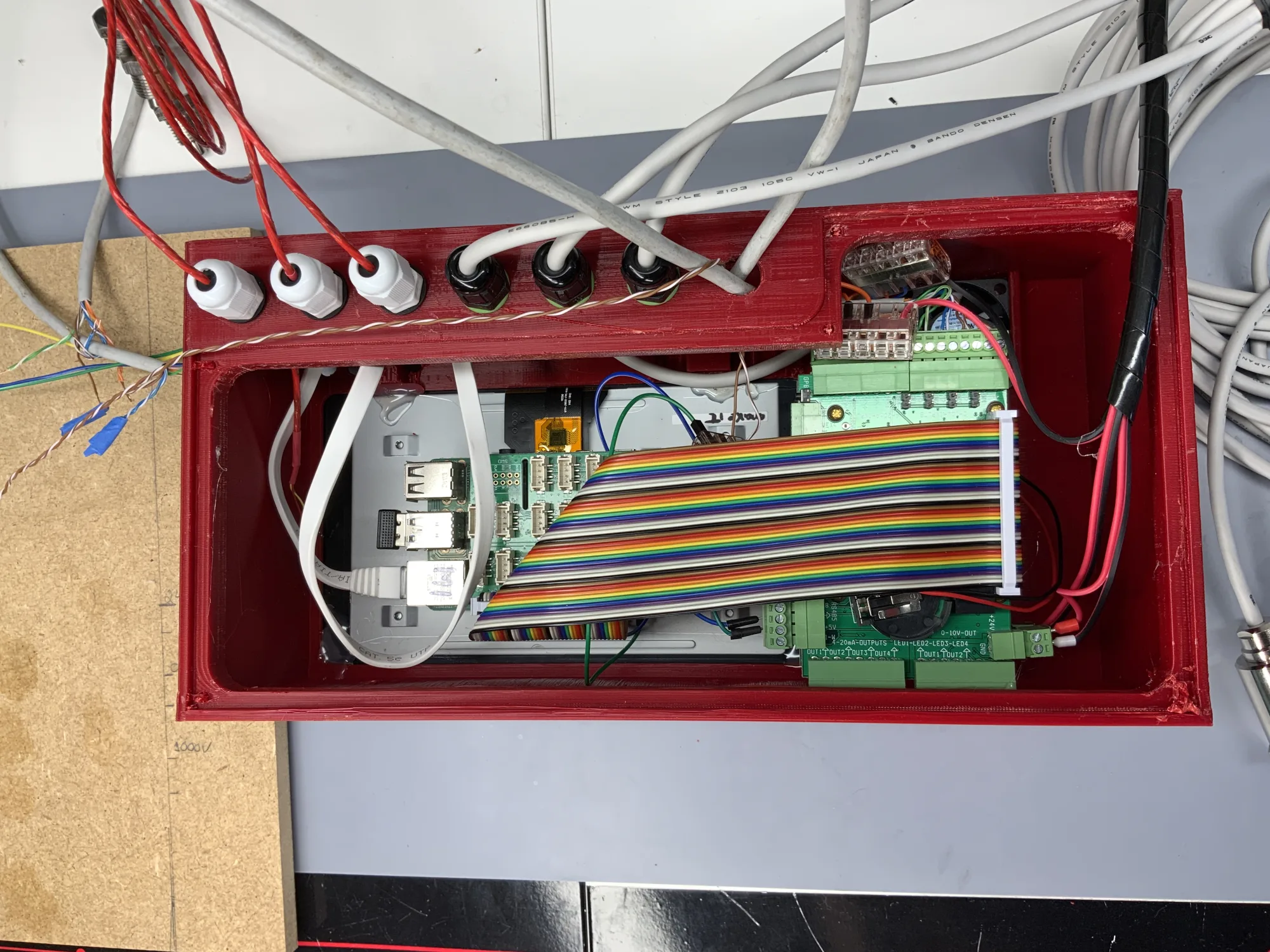 Internal wiring: Raspberry Pi, I/O boards and terminal blocks.
