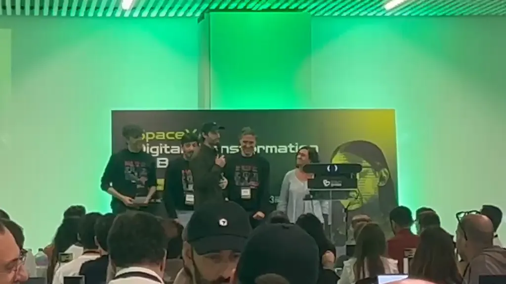 The 1st prize award (video)